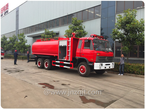 東風后雙橋消防灑水車 IMG_1696.JPG